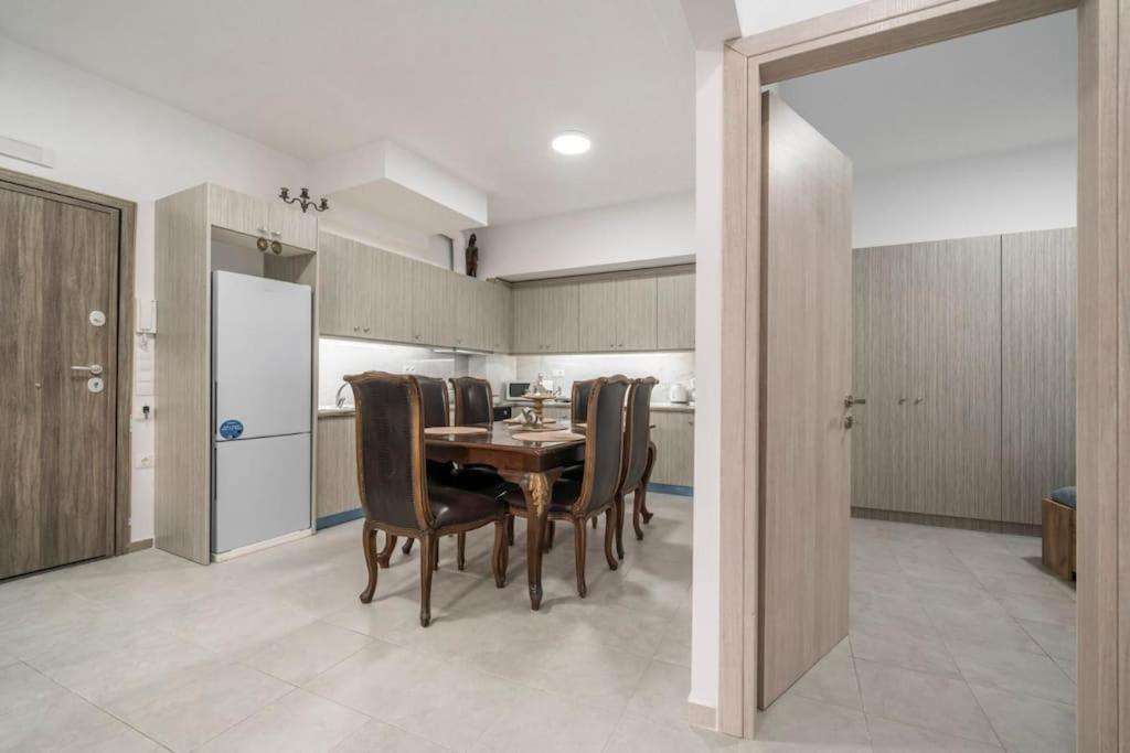 Apartment Manos *