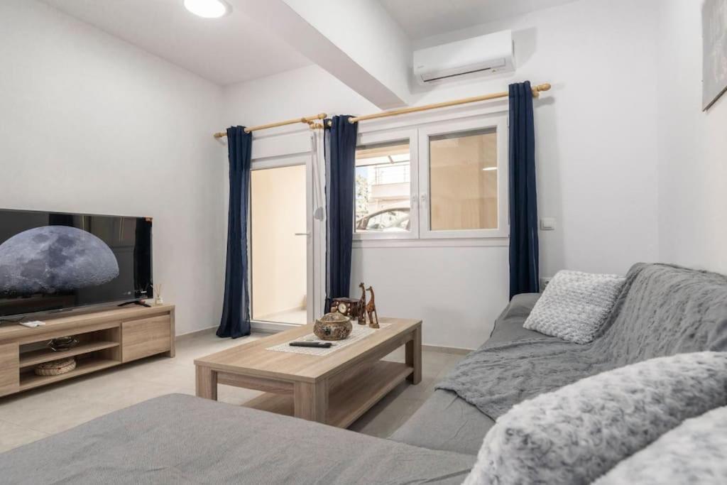 Appartement Manos *